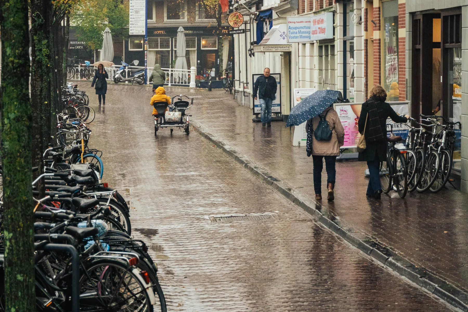 Delft, the Netherlands · 3